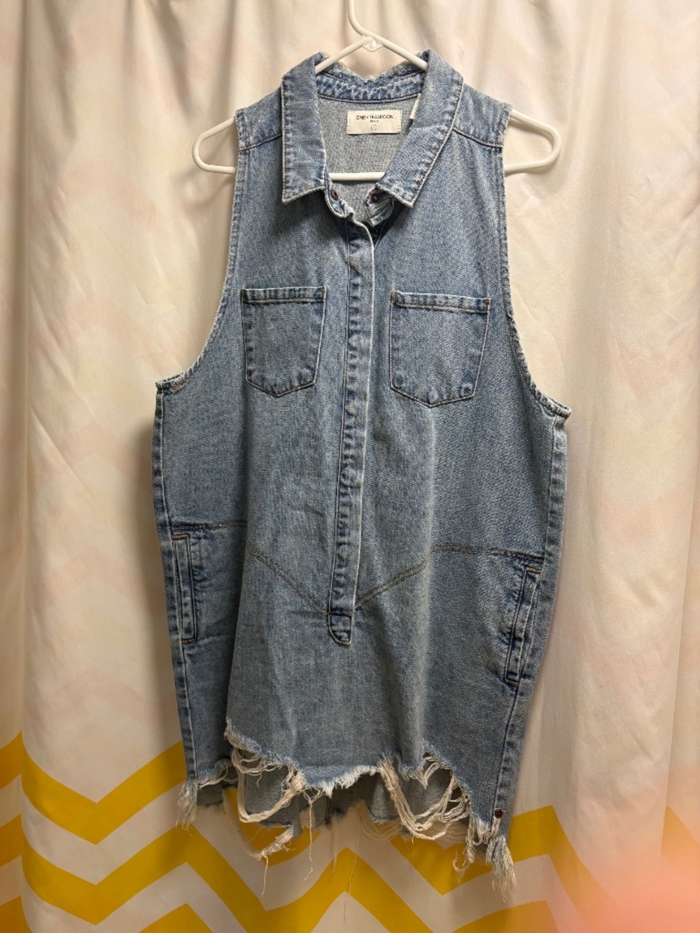 One Teaspoon Sleeveless Large Wash Distressed Denim Shift Shirt